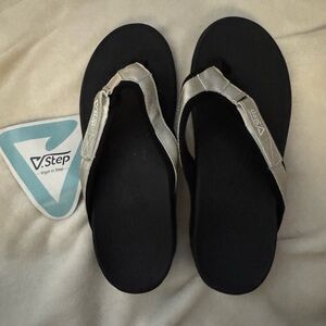 Women's Black and Silver Sandals size 8.5 NWT